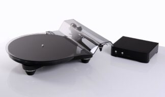 Rega Planar 8 turntable