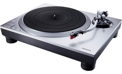 Technics SL-1500C turntable