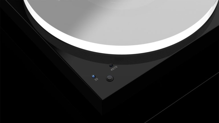 Pro-ject X1 B Turntable