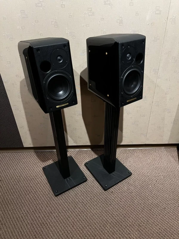 Sonus Faber Concerto Bookshelf speaker *Used* - Image 3